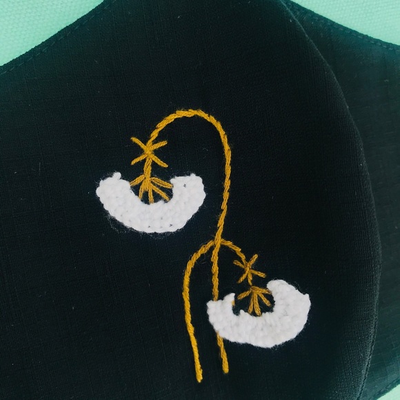 Embroidered Face Mask, Linen Mask w Filter Pocket - Picture 4 of 4